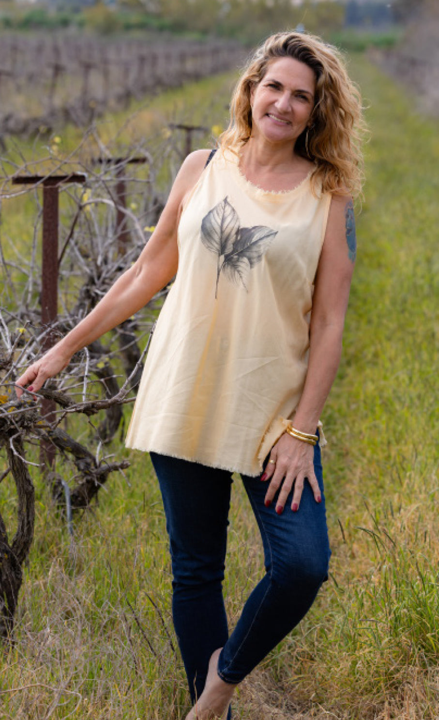 חולצת טבע צהוב